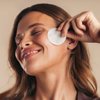 HYDRA GLOW PADS EXFOLIATING AND HYDRATING TONER PADS