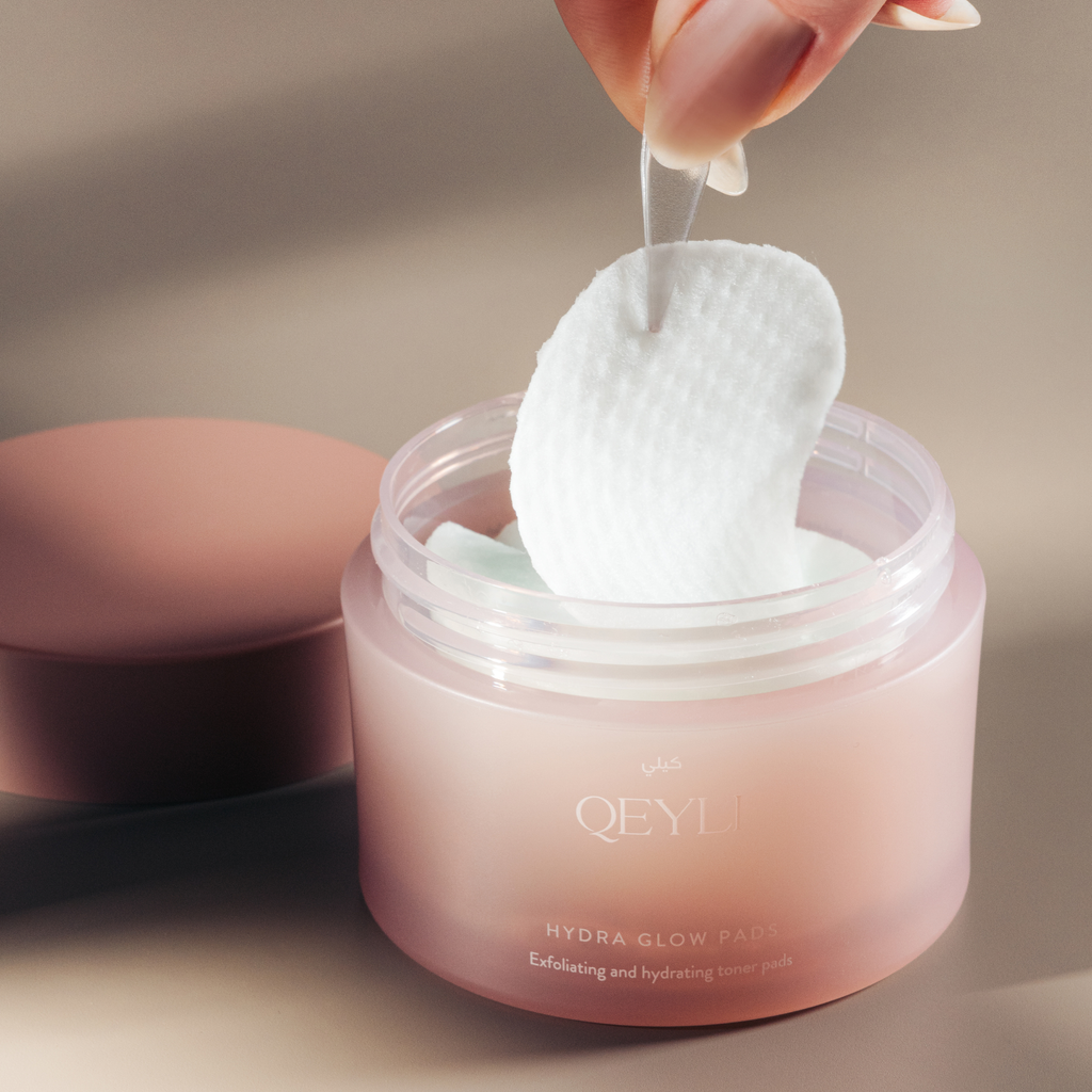 HYDRA GLOW PADS EXFOLIATING AND HYDRATING TONER PADS
