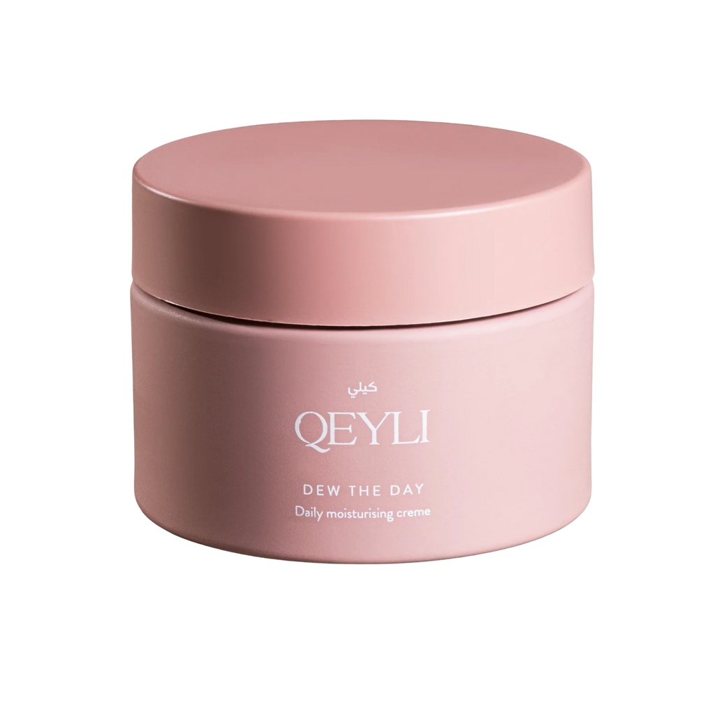 THE BEAUTY BAG EDIT